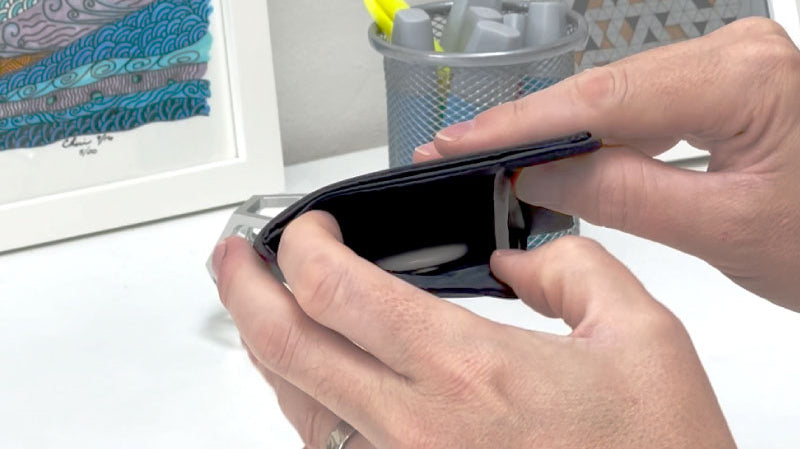 Want a Minimalist Wallet for Your AirTag?